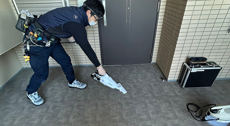 清掃している様子