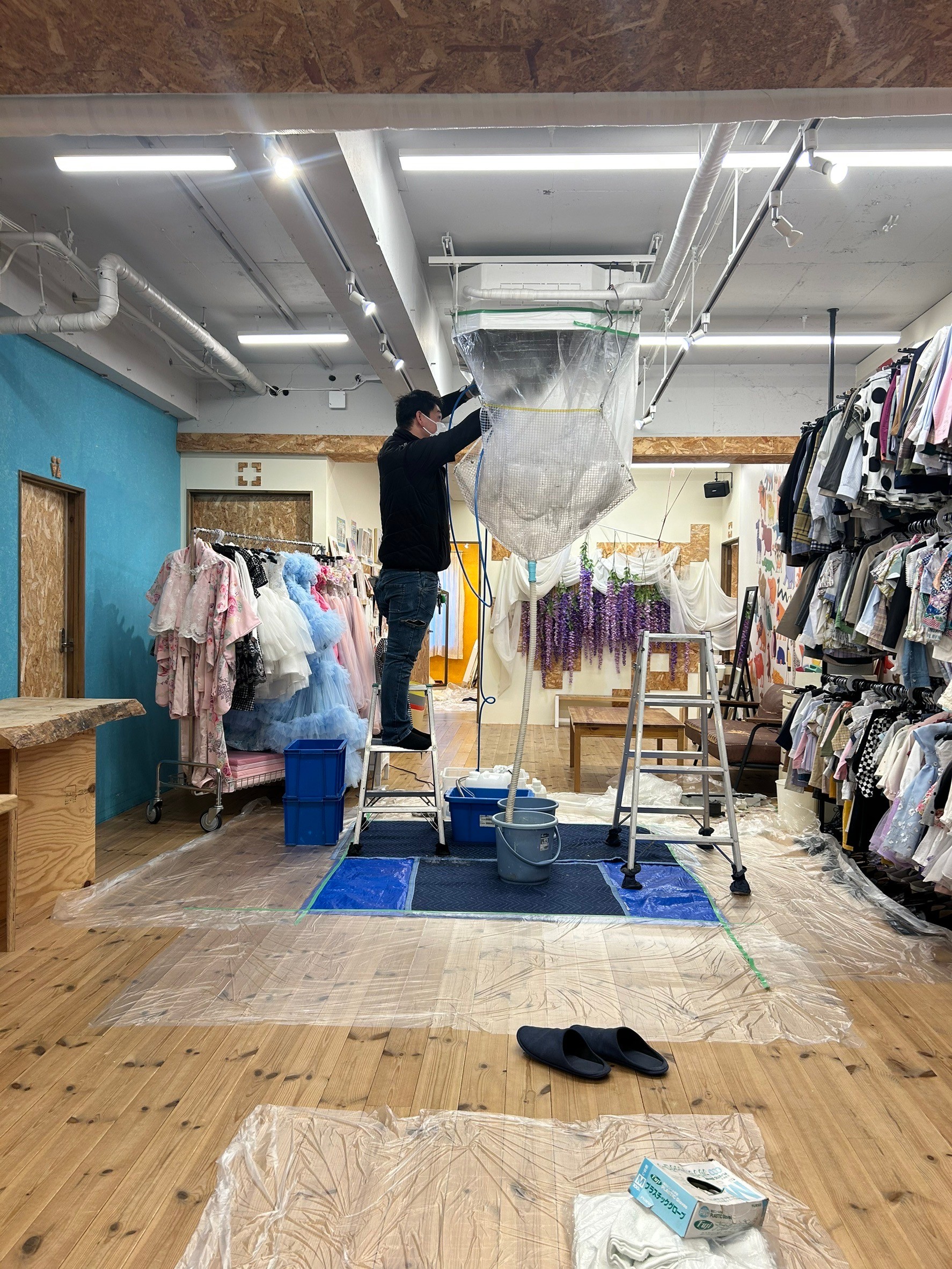 写真屋さんエアコン作業状況
