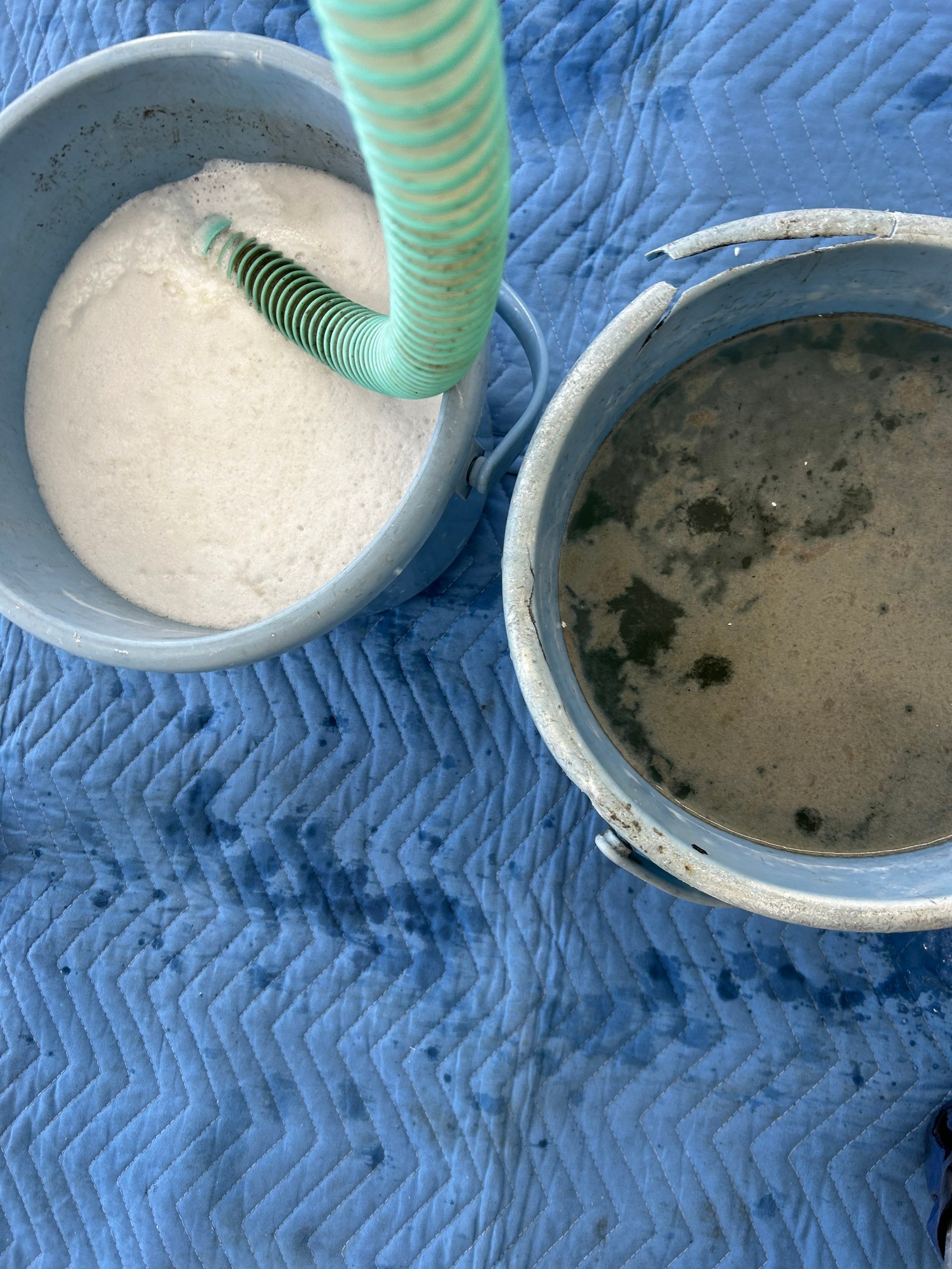 写真屋さんエアコン洗浄汚水